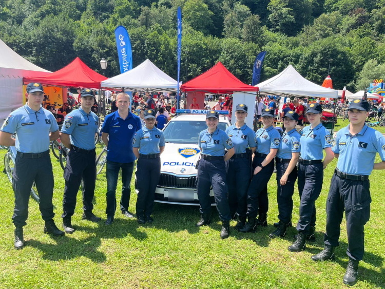 Slika /PU_ZG/slike/PUZ/2022/Lipanj/Večernjakova biciklijada 11062022/foto 2.jpg